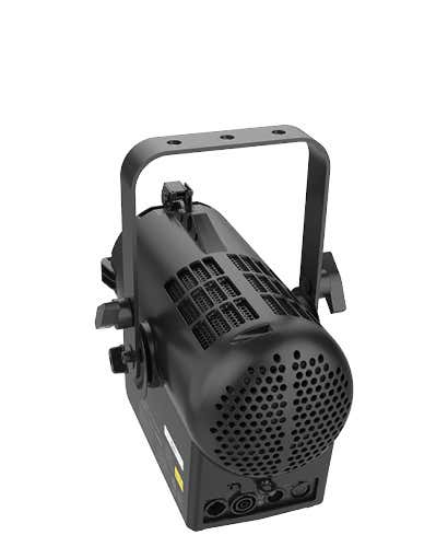 Acclaim LED Fresnel - DEMO Svart - Vari-Lite | Bellalite Acclaim LED Fresnel - DEMO Svart - Vari-Lite | Bellalite
