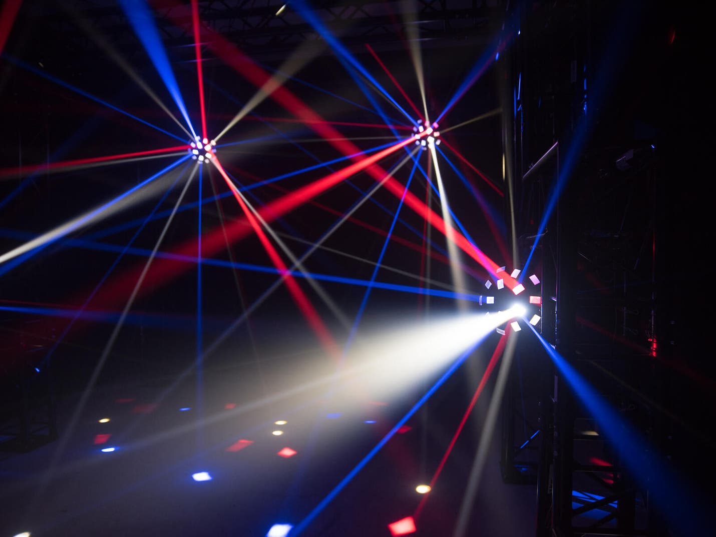 LED Z-2000 Beam Effect - Eurolite | Bellalite LED Z-2000 Beam Effect - Eurolite | Bellalite
