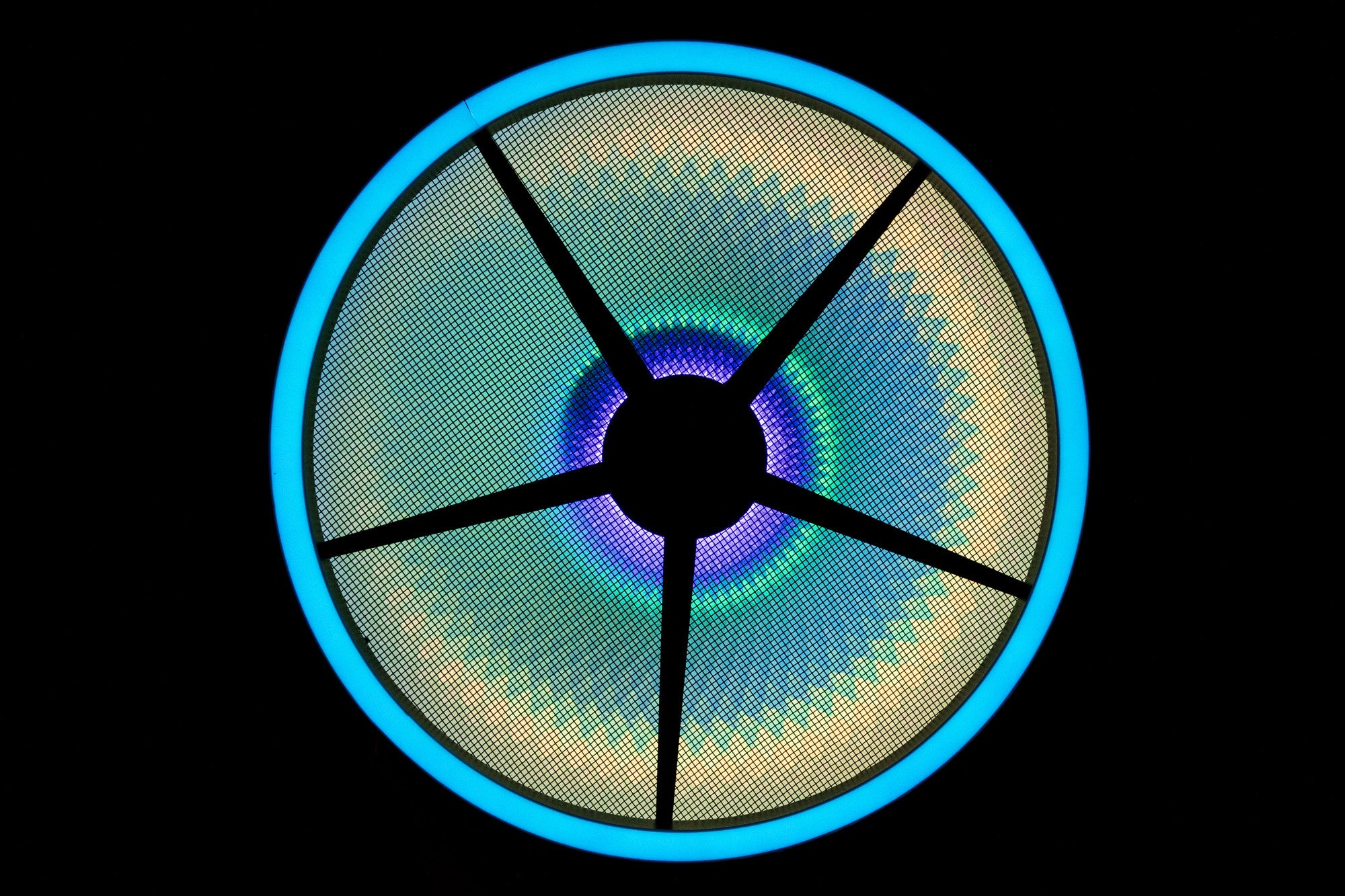 Goliath 320W LED with retro tungsten dimming effect - Showtec | Bellalite