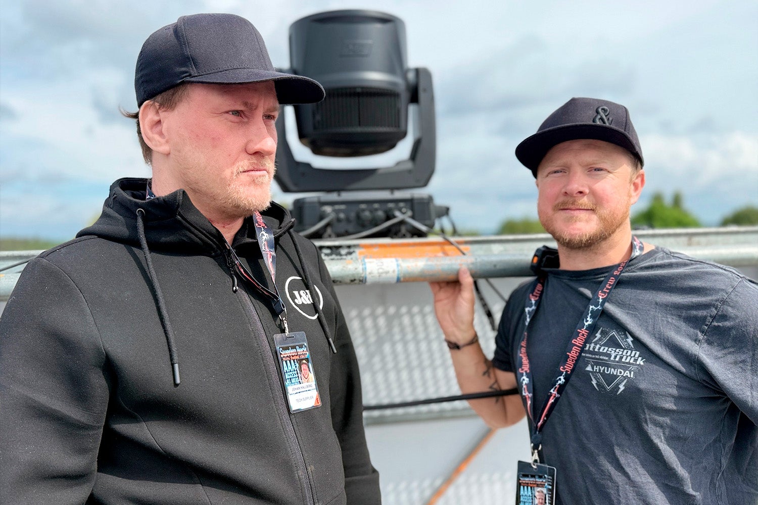 Johan Hallberg och Johan Andersson från Johan & Johan Ljud & Ljus ansvarade för flera av ljuslösningarna runt festivalområdet. För dem är Sweden Rock dessutom hemmaplan.