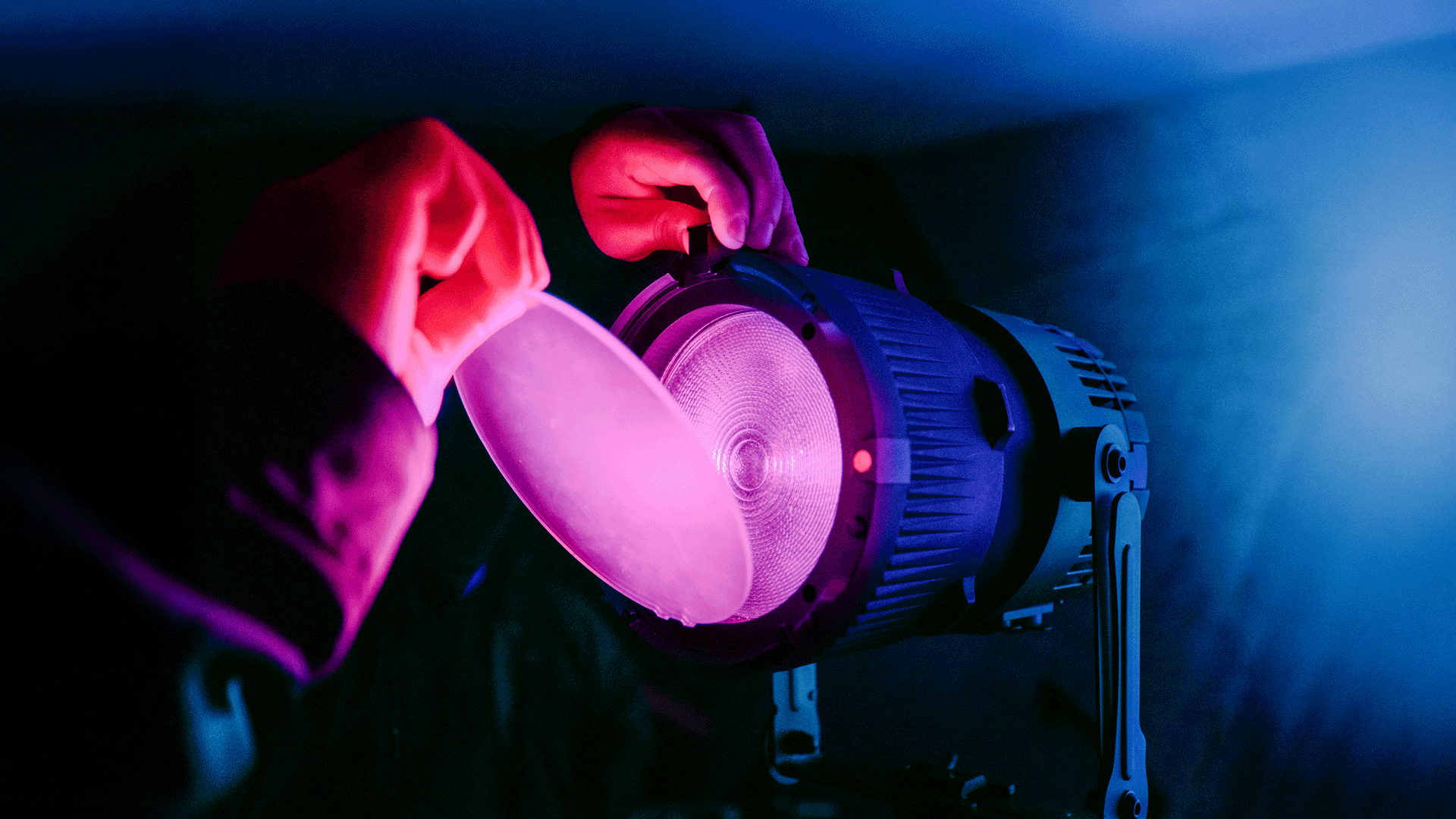 Astera QuikPunch  - Astera | Bellalite