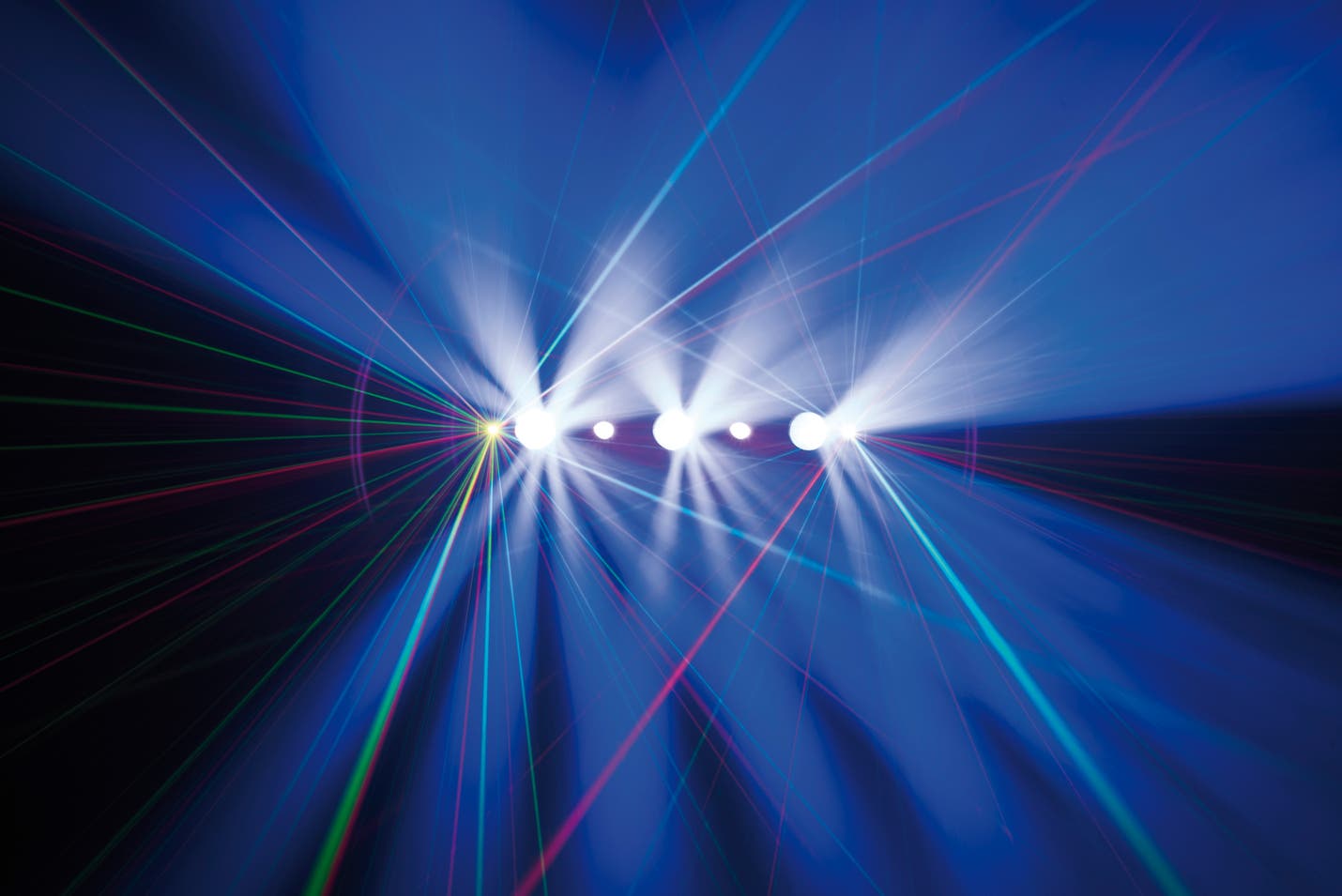 Dynamica 4-in-1 Light Effect - Showtec | Bellalite Dynamica 4-in-1 Light Effect - Showtec | Bellalite