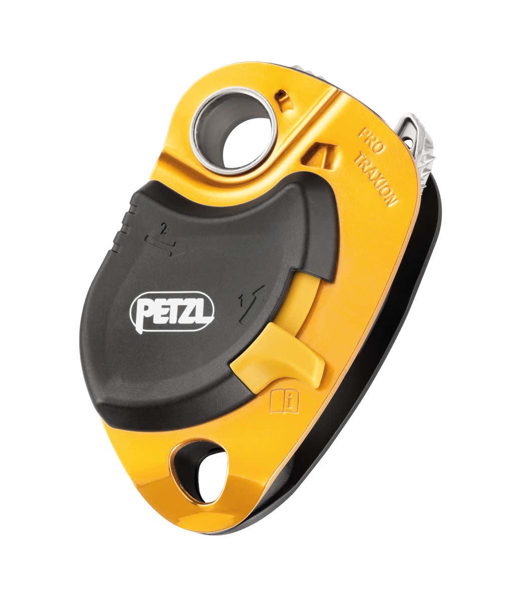 Petzl Pro Traxion Loss-Resistant Progress Capture Pulley - Petzl | Bellalite Petzl Pro Traxion Loss-Resistant Progress Capture Pulley - Petzl | Bellalite