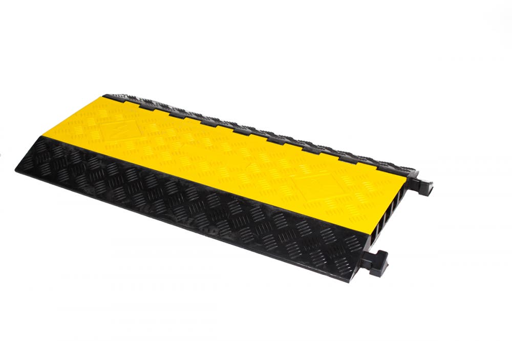 Överkörningsskydd PU 5 Kanaler - Admiral Staging | Bellalite Överkörningsskydd PU 5 Kanaler - Admiral Staging | Bellalite