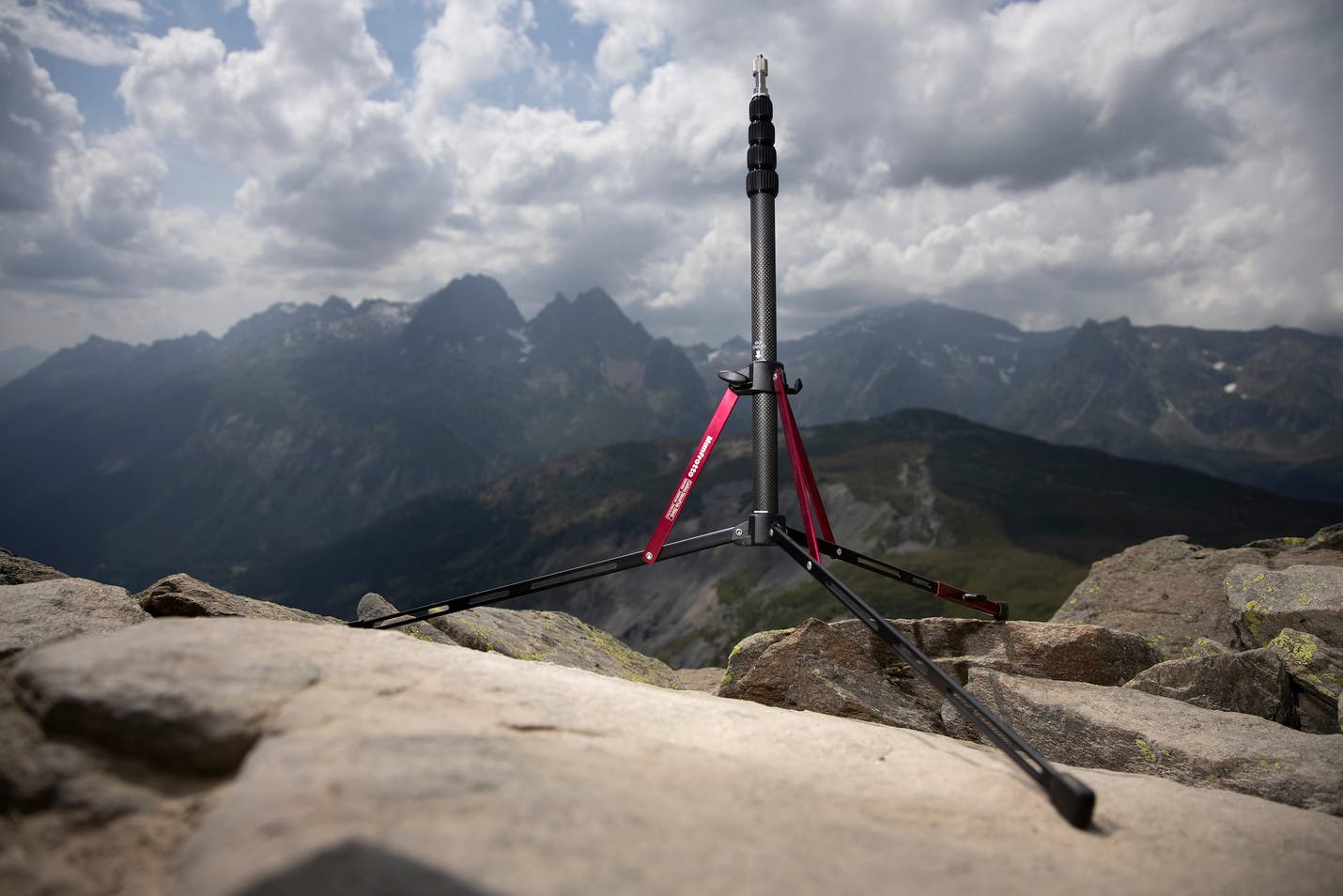 Manfrotto Carbon Nanopole Stand - Manfrotto | Bellalite Manfrotto Carbon Nanopole Stand - Manfrotto | Bellalite