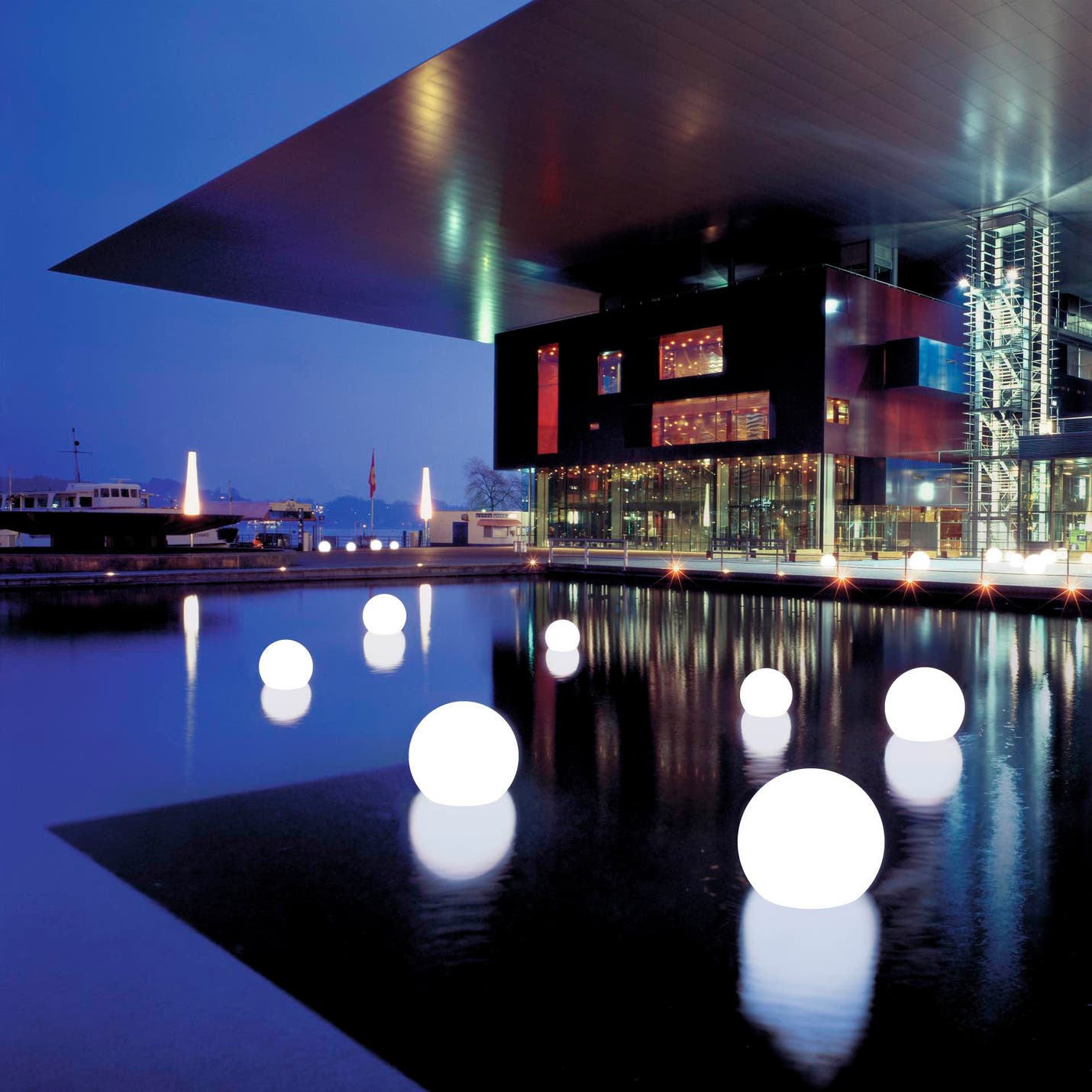 Moonlight MWL Floating Light 10m Kabel 25cm White - Moonlight | Bellalite Moonlight MWL Floating Light 10m Kabel 25cm White - Moonlight | Bellalite