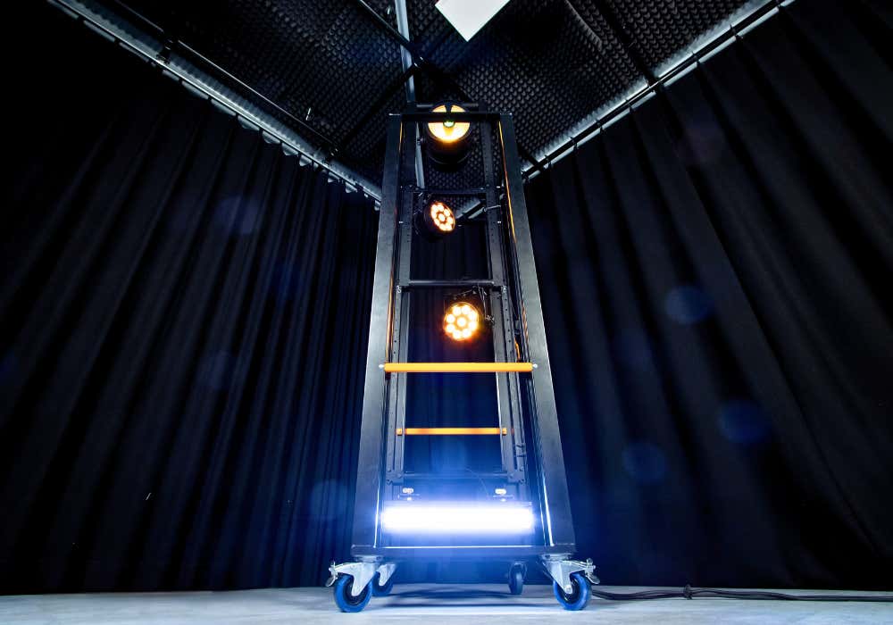 Admiral Sidelight Tower Asymmetrical W 60 with locking - Admiral Staging | Bellalite Admiral Sidelight Tower Asymmetrical W 60 with locking - Admiral Staging | Bellalite