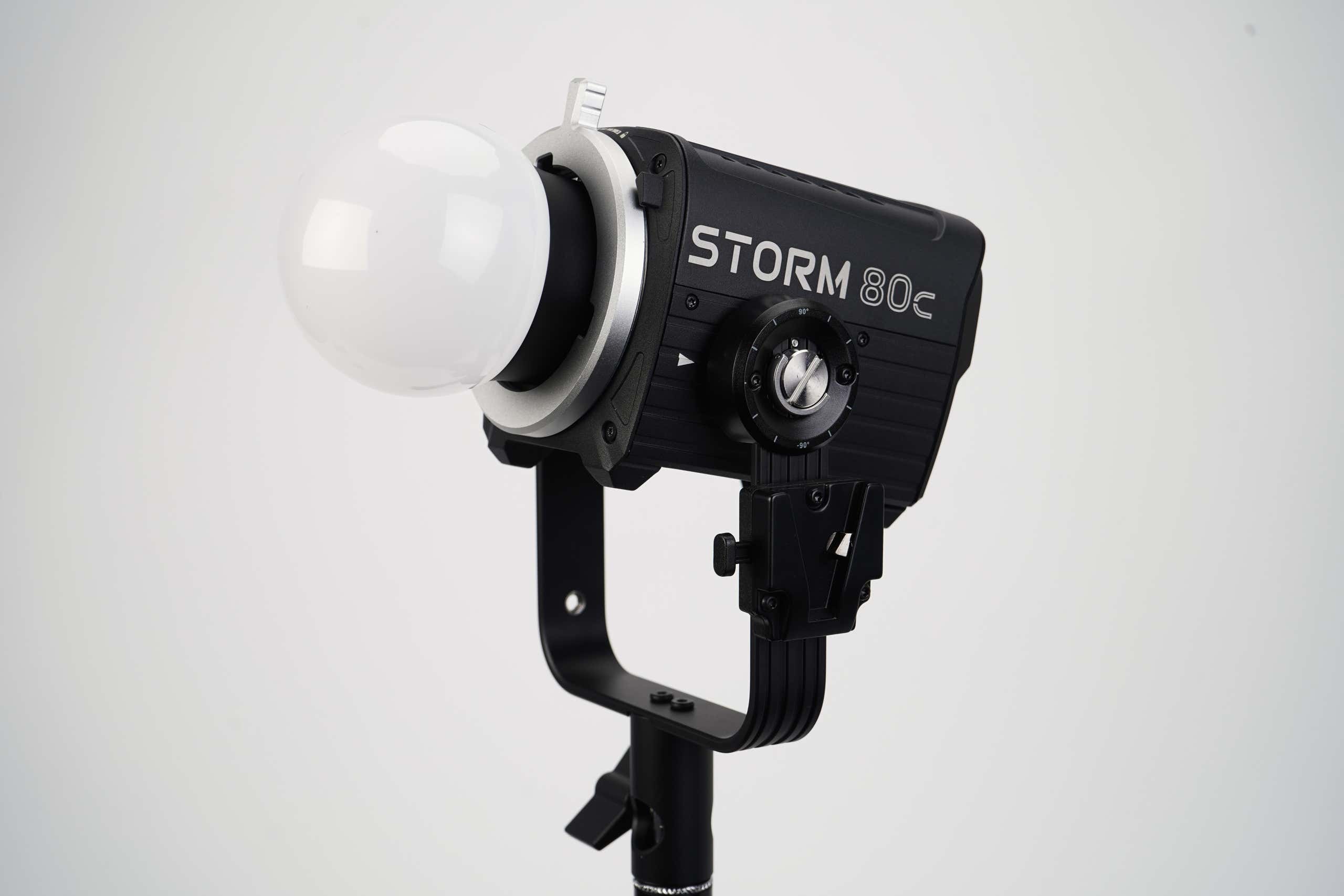 Aputure Storm 80c - APUTURE | Bellalite Aputure Storm 80c - APUTURE | Bellalite