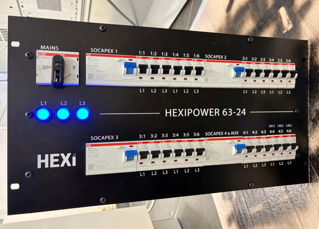 Hexipower PDU 63-24 Socapex - HEXI | Bellalite Hexipower PDU 63-24 Socapex - HEXI | Bellalite
