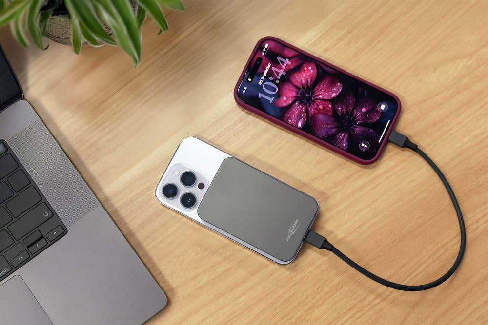 Ansmann Powerbank 10000 mAh PB115PD MagSafe - Ansmann | Bellalite Ansmann Powerbank 10000 mAh PB115PD MagSafe - Ansmann | Bellalite