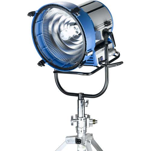 ARRI M-Series M90 Basic Set International (VEAM) - Arri | Bellalite ARRI M-Series M90 Basic Set International (VEAM) - Arri | Bellalite