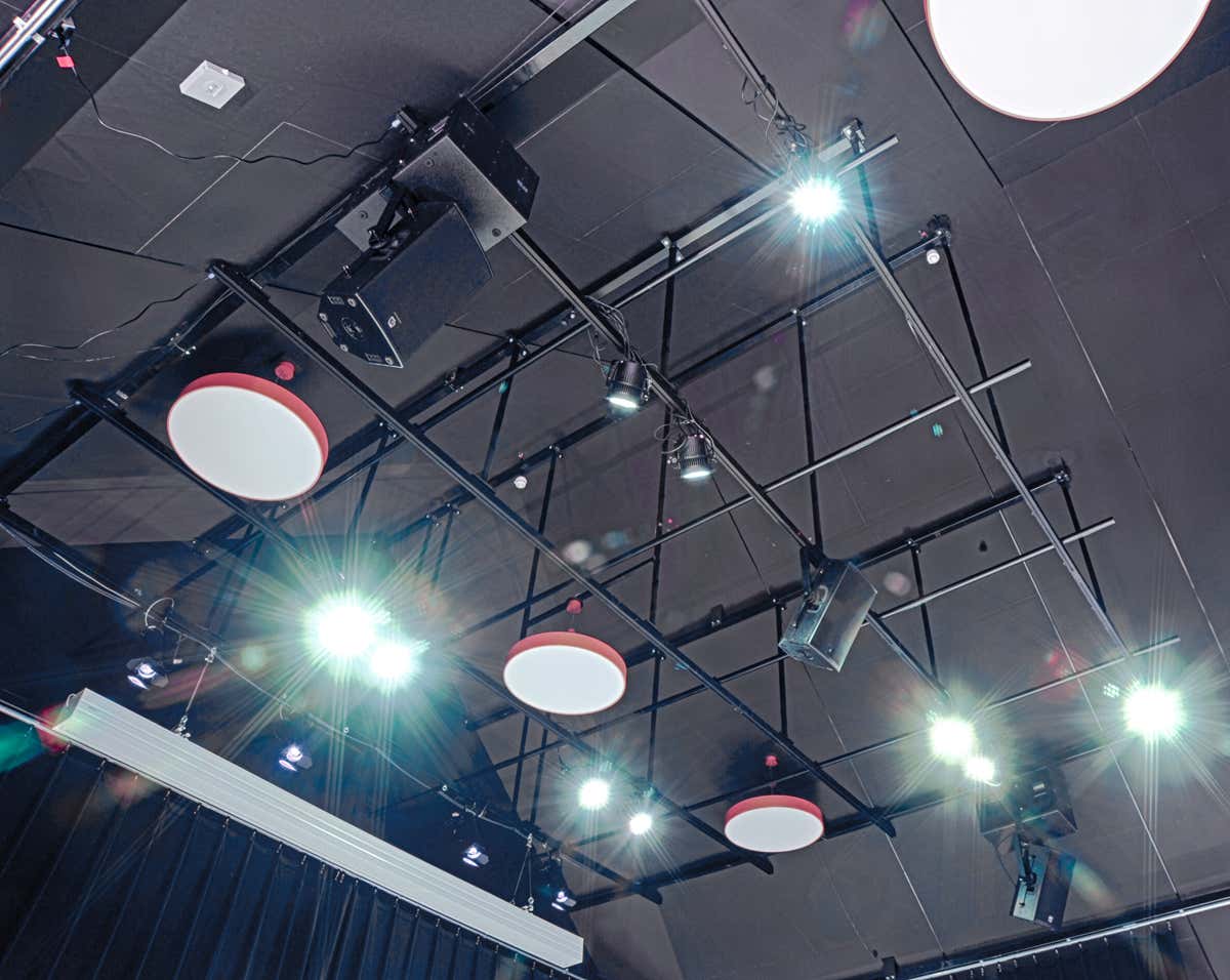 Admiral Grid Wall Bracket - Admiral Staging | Bellalite Admiral Grid Wall Bracket - Admiral Staging | Bellalite