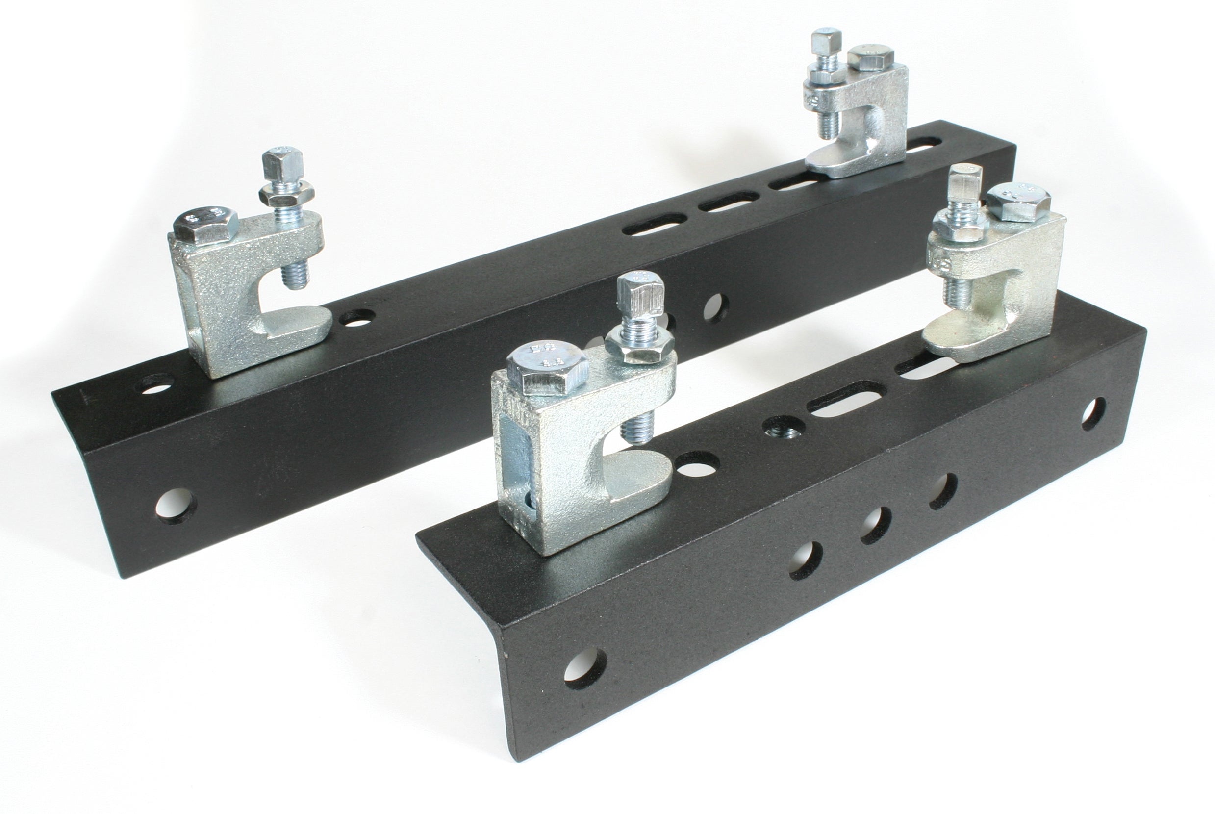 Doughty Girder Clamp with Lindapters - Doughty | Bellalite