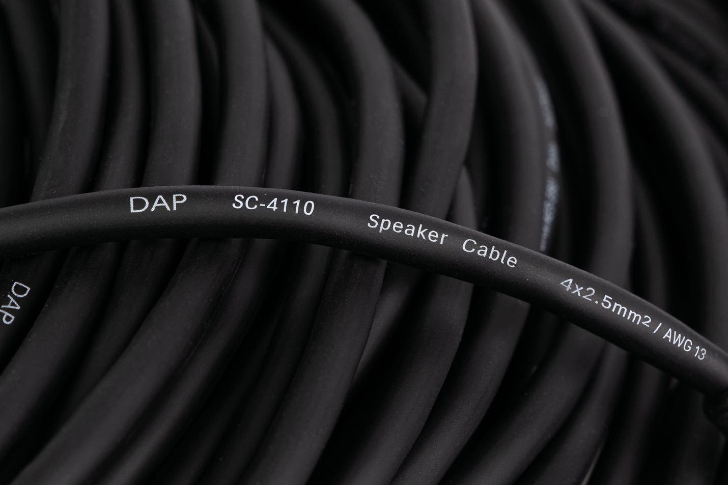 DAP Högtalarkabel SpeakON NL4 4x2,5mm² 6m - DAP | Bellalite DAP Högtalarkabel SpeakON NL4 4x2,5mm² 6m - DAP | Bellalite