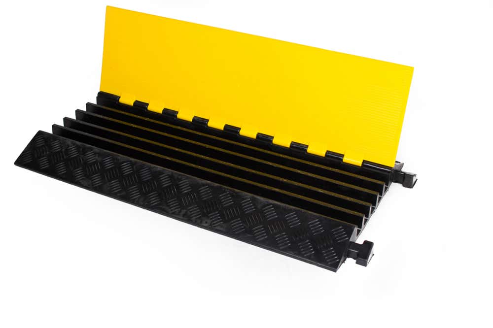 Överkörningsskydd 5 Kanaler 90 x 50 x 5,5cm - Admiral Staging | Bellalite Överkörningsskydd 5 Kanaler 90 x 50 x 5,5cm - Admiral Staging | Bellalite