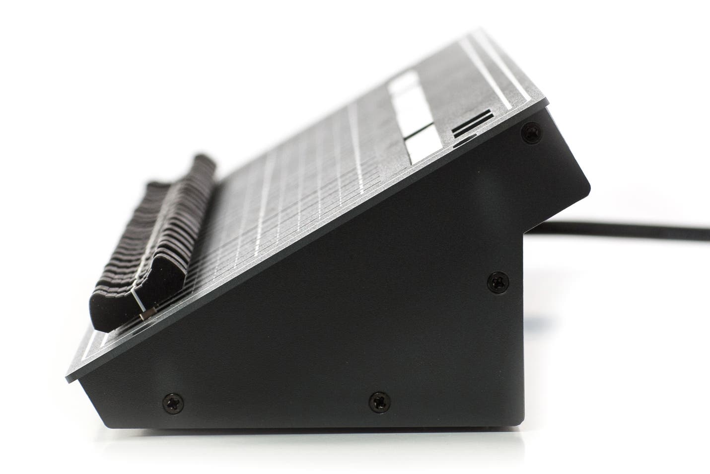 SimpleDesk 24 - Ehrgeiz | Bellalite SimpleDesk 24 - Ehrgeiz | Bellalite