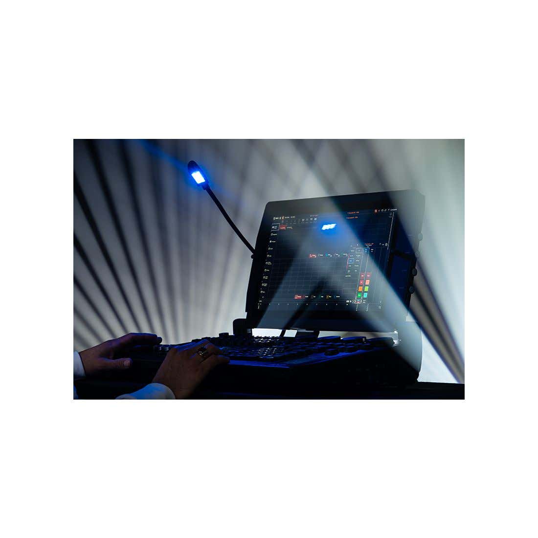 ADJ Onyx AX2 - ADJ Select | Bellalite ADJ Onyx AX2 - ADJ Select | Bellalite