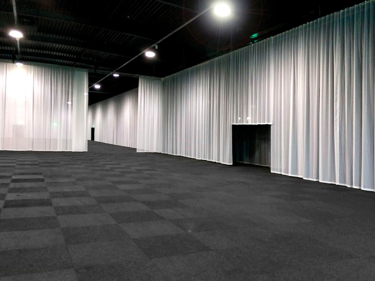 Pipe & Drape - Voile CS 300cm x 300cm Svart - Wentex | Bellalite Pipe & Drape - Voile CS 300cm x 300cm Svart - Wentex | Bellalite