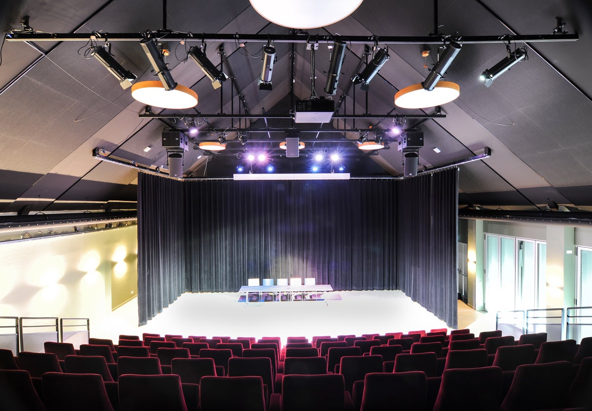 Admiral Grid Wall Bracket  - Admiral Staging | Bellalite