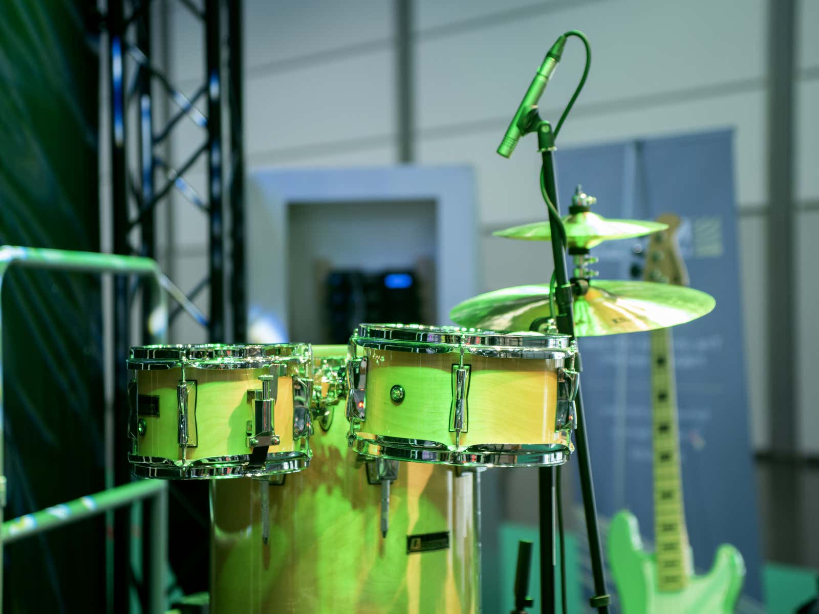 Mikrofon MIC 77H Overhead Drum - Omnitronic | Bellalite Mikrofon MIC 77H Overhead Drum - Omnitronic | Bellalite