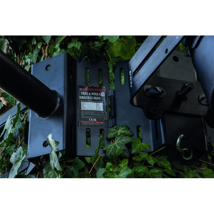 Tree & Pole Mounting Bracket MKII  - Showgear | Bellalite