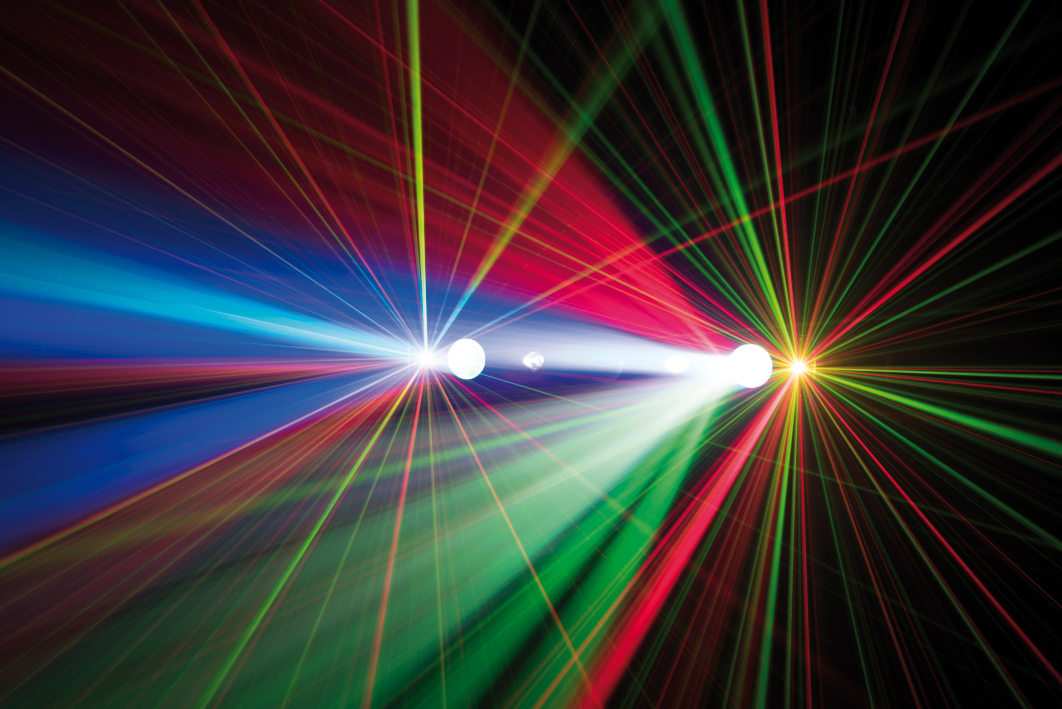 Dynamica 4-in-1 Light Effect - Showtec | Bellalite