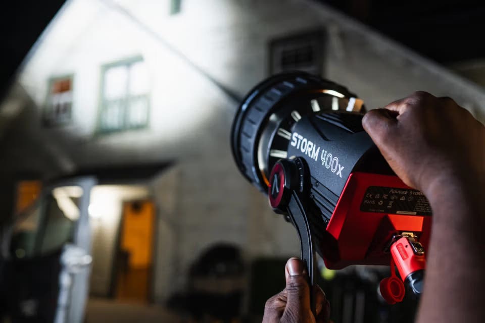 Aputure Storm 400x - APUTURE | Bellalite Aputure Storm 400x - APUTURE | Bellalite