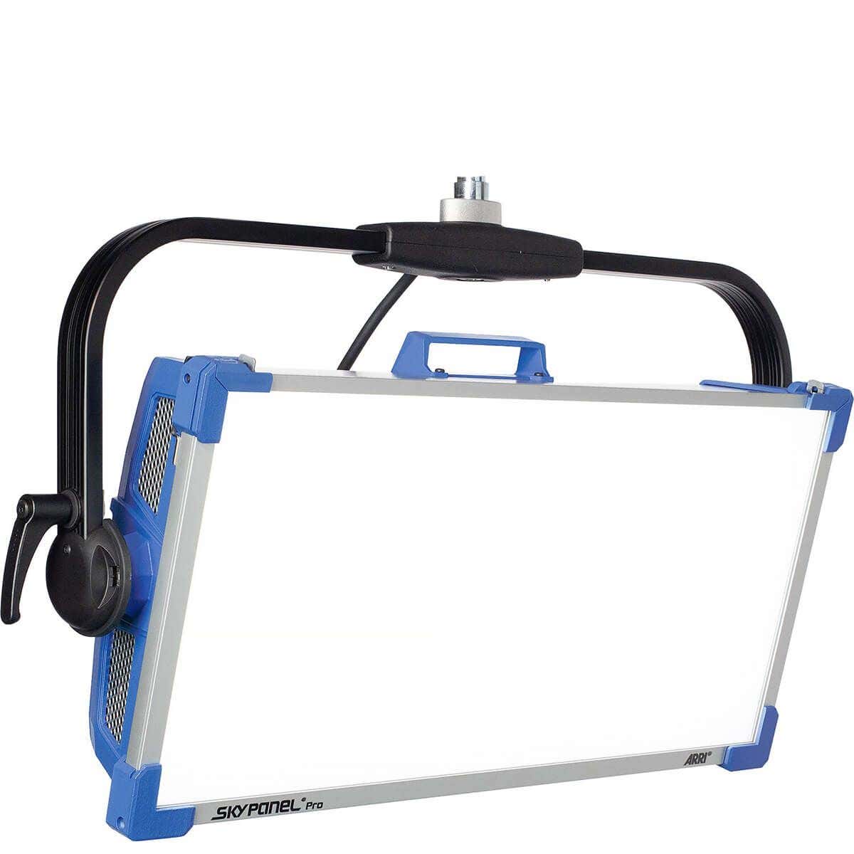 ARRI SkyPanel S60 Pro Set MAN blue/silver (Schuko) - Arri | Bellalite ARRI SkyPanel S60 Pro Set MAN blue/silver (Schuko) - Arri | Bellalite