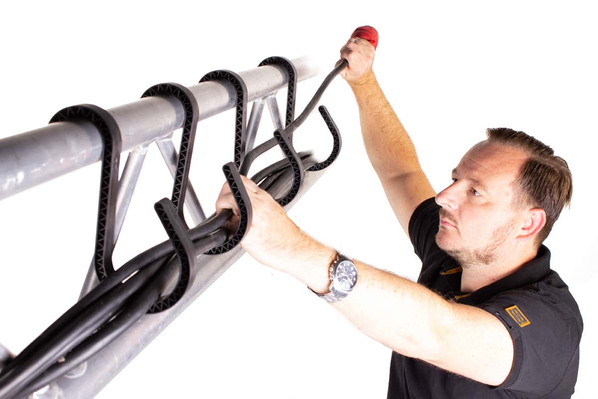 Admiral Cable Hook 48x 80mm - Admiral Staging | Bellalite Admiral Cable Hook 48x 80mm - Admiral Staging | Bellalite