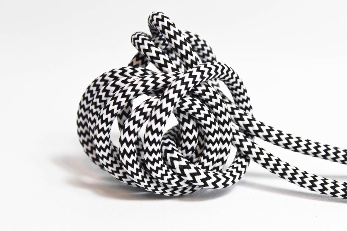 Textilkabel 3x0,75mm² Zebra Skin 10m - Frinab | Bellalite Textilkabel 3x0,75mm² Zebra Skin 10m - Frinab | Bellalite