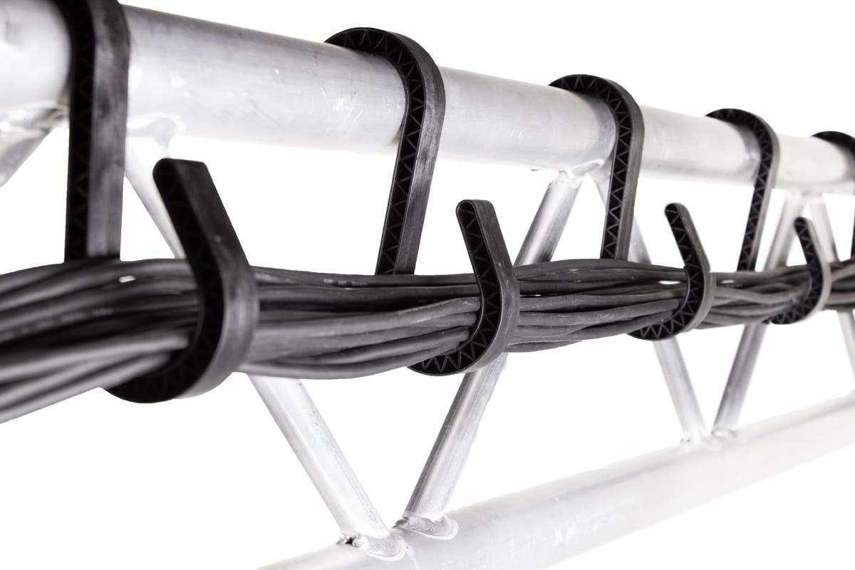 Admiral Cable Hook 48x 80mm - Admiral Staging | Bellalite Admiral Cable Hook 48x 80mm - Admiral Staging | Bellalite