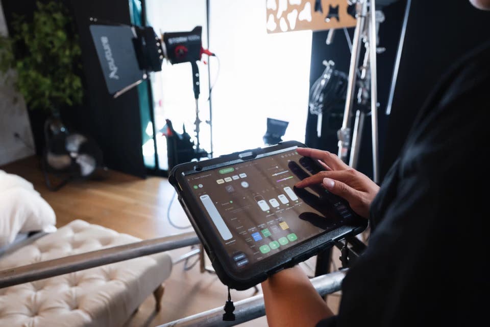 Aputure Storm 400x - APUTURE | Bellalite Aputure Storm 400x - APUTURE | Bellalite