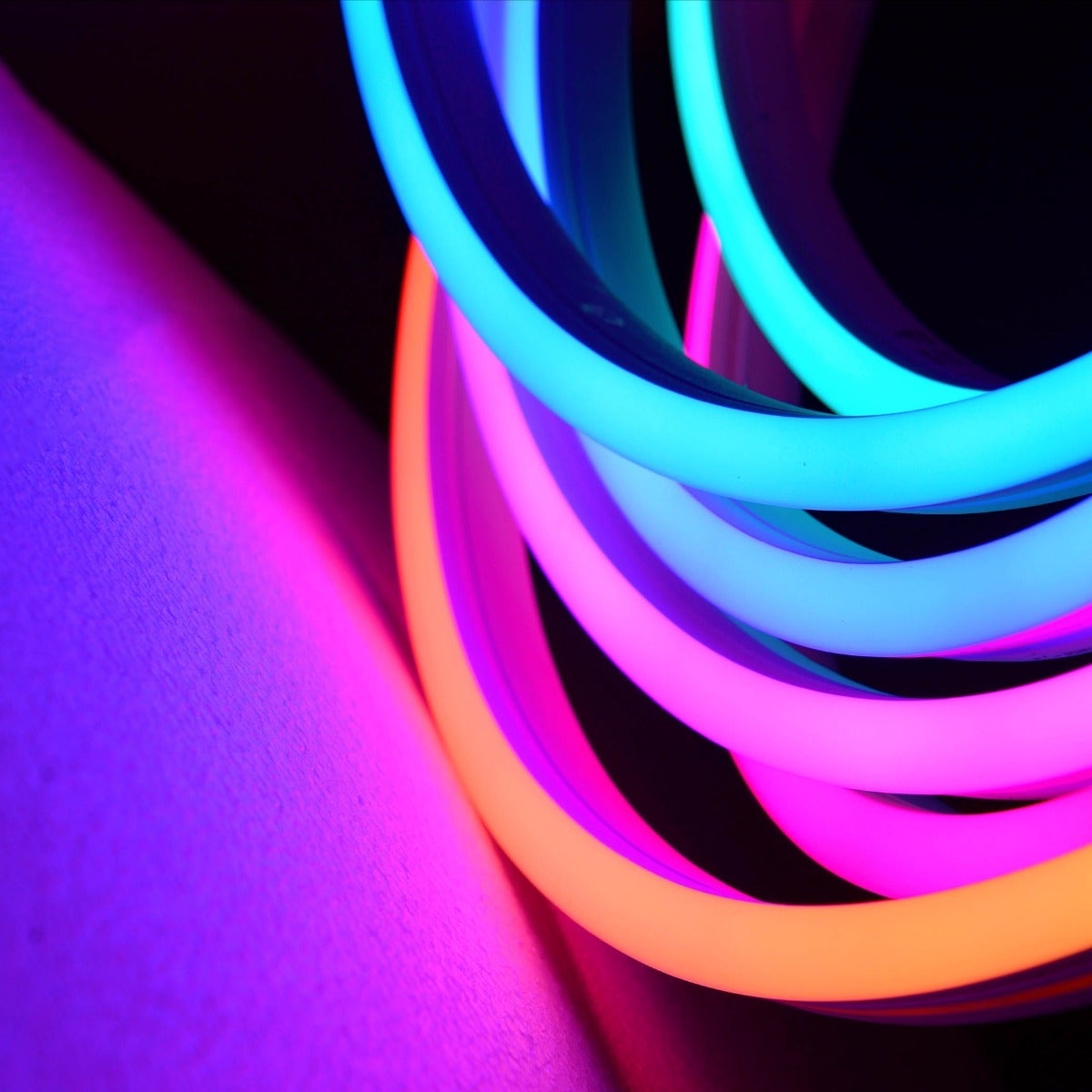 Colors Silicone Neon Strip NMS1217 RGB SPI 24V 18W/m IP67 - Colors | Bellalite