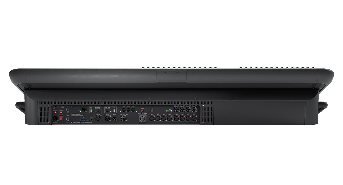Avolites Diamond 9 D9-330 3 Screen, Visual Canvas Controller - Avolites | Bellalite Avolites Diamond 9 D9-330 3 Screen, Visual Canvas Controller - Avolites | Bellalite