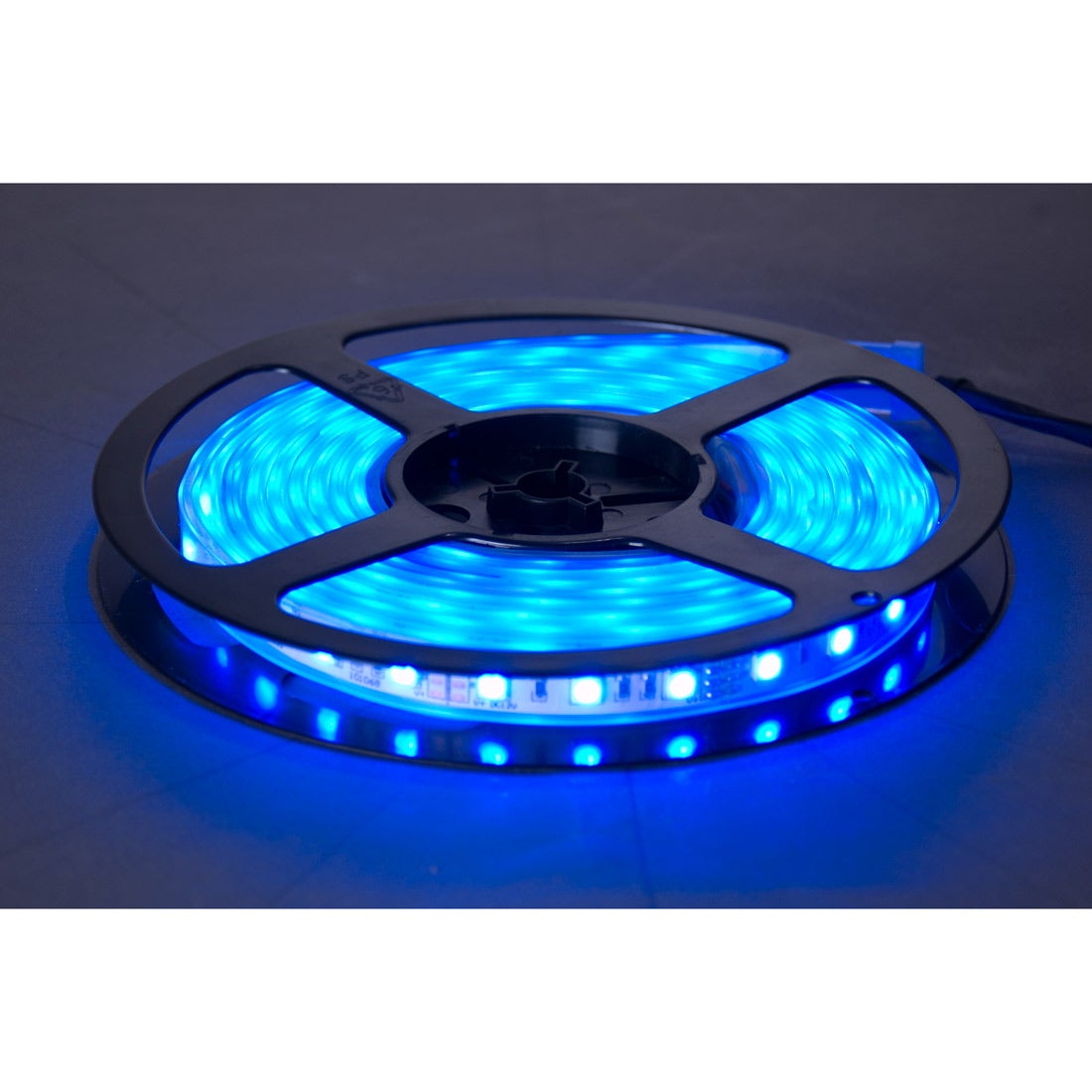 FLEX B WP - FLEXSTRIP LED LITE BLUE IP65 6m 12V - Elation | Bellalite