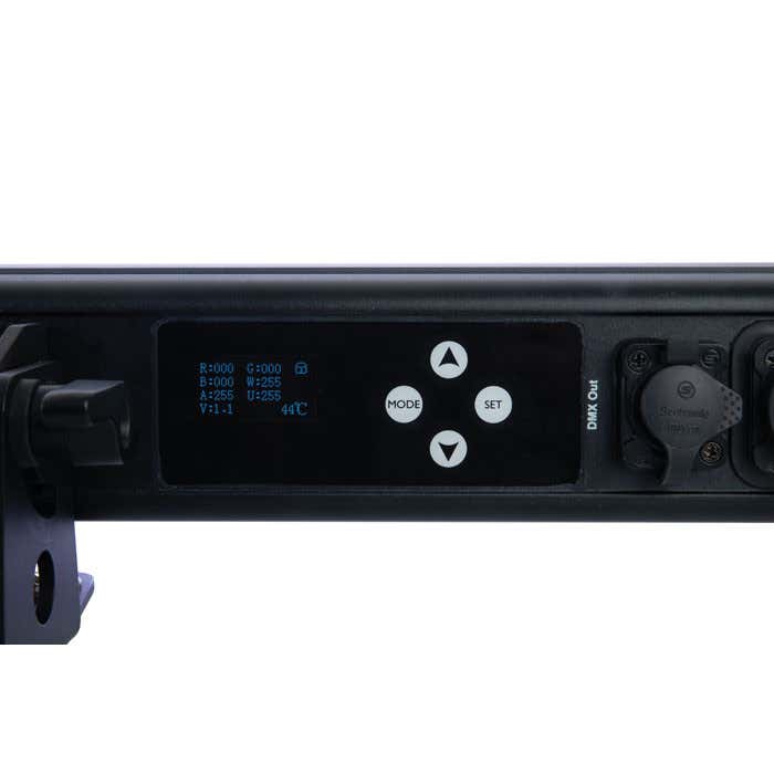 Cameleon PixelBar 15Q6 Tour - Showtec | Bellalite Cameleon PixelBar 15Q6 Tour - Showtec | Bellalite