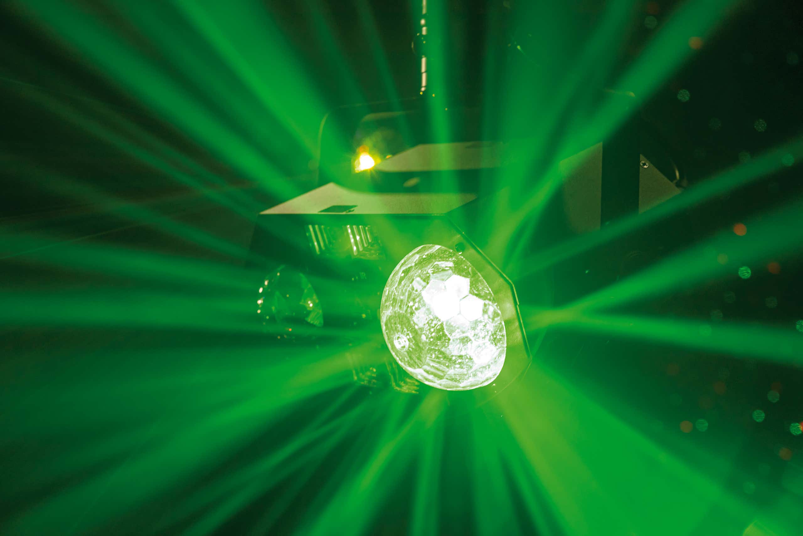 Booby Trap RG 5-in-1 Light Effect - Showtec | Bellalite Booby Trap RG 5-in-1 Light Effect - Showtec | Bellalite