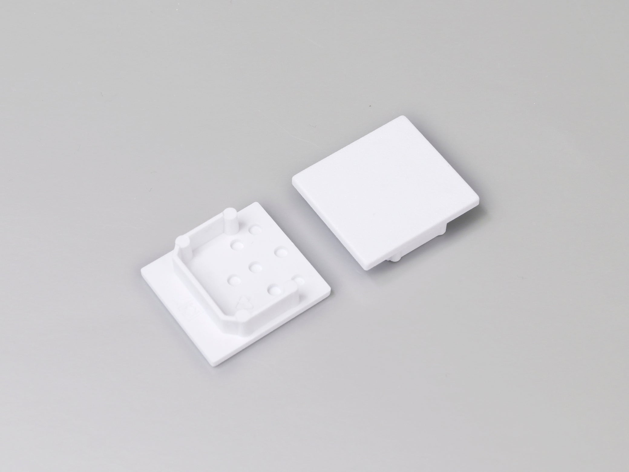 Topmet Ändstycke LINEA20 - TOPMET | Bellalite