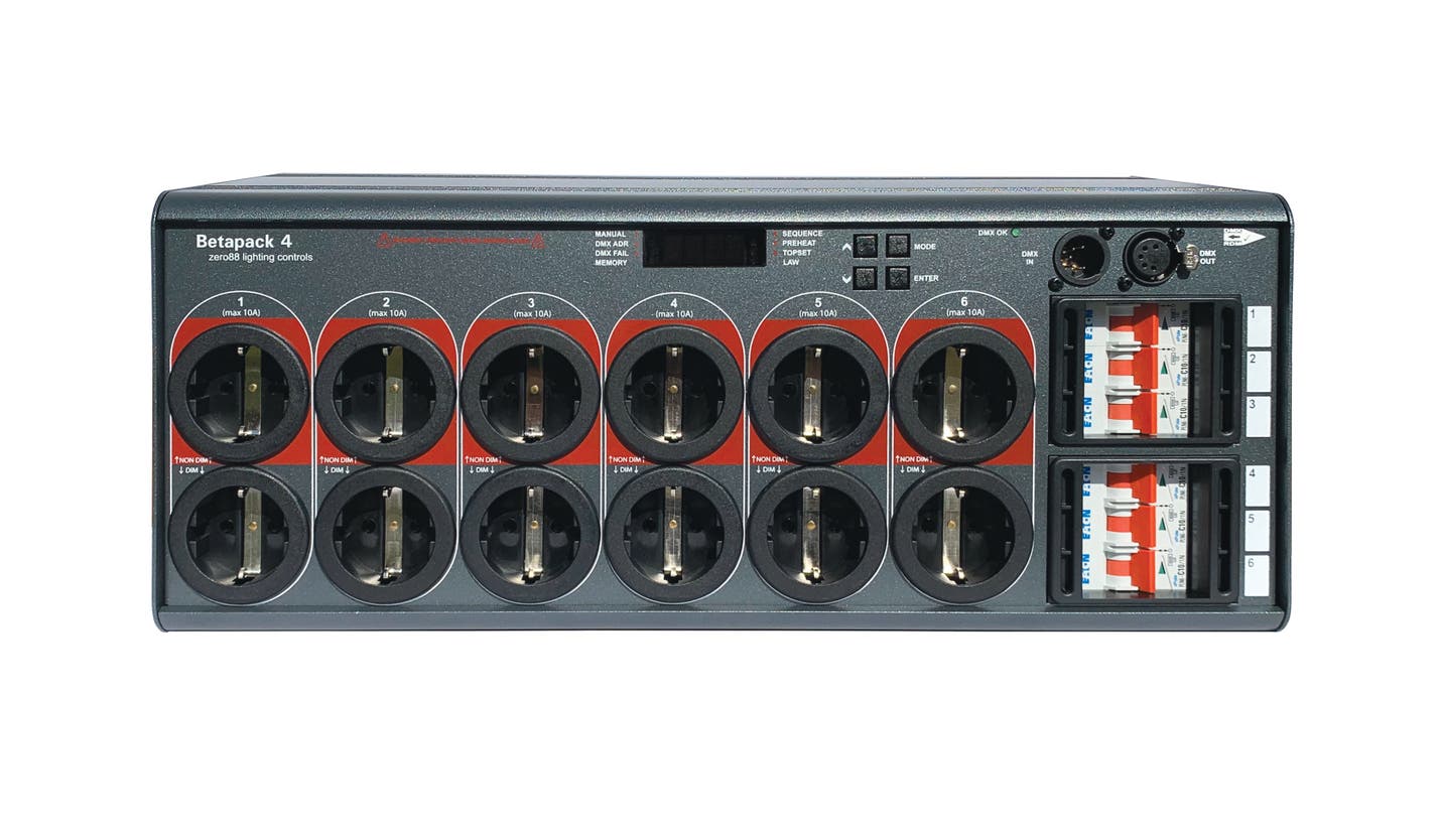 Zero88 Betapack 4 12 x Schuko - Vari-Lite | Bellalite Zero88 Betapack 4 12 x Schuko - Vari-Lite | Bellalite