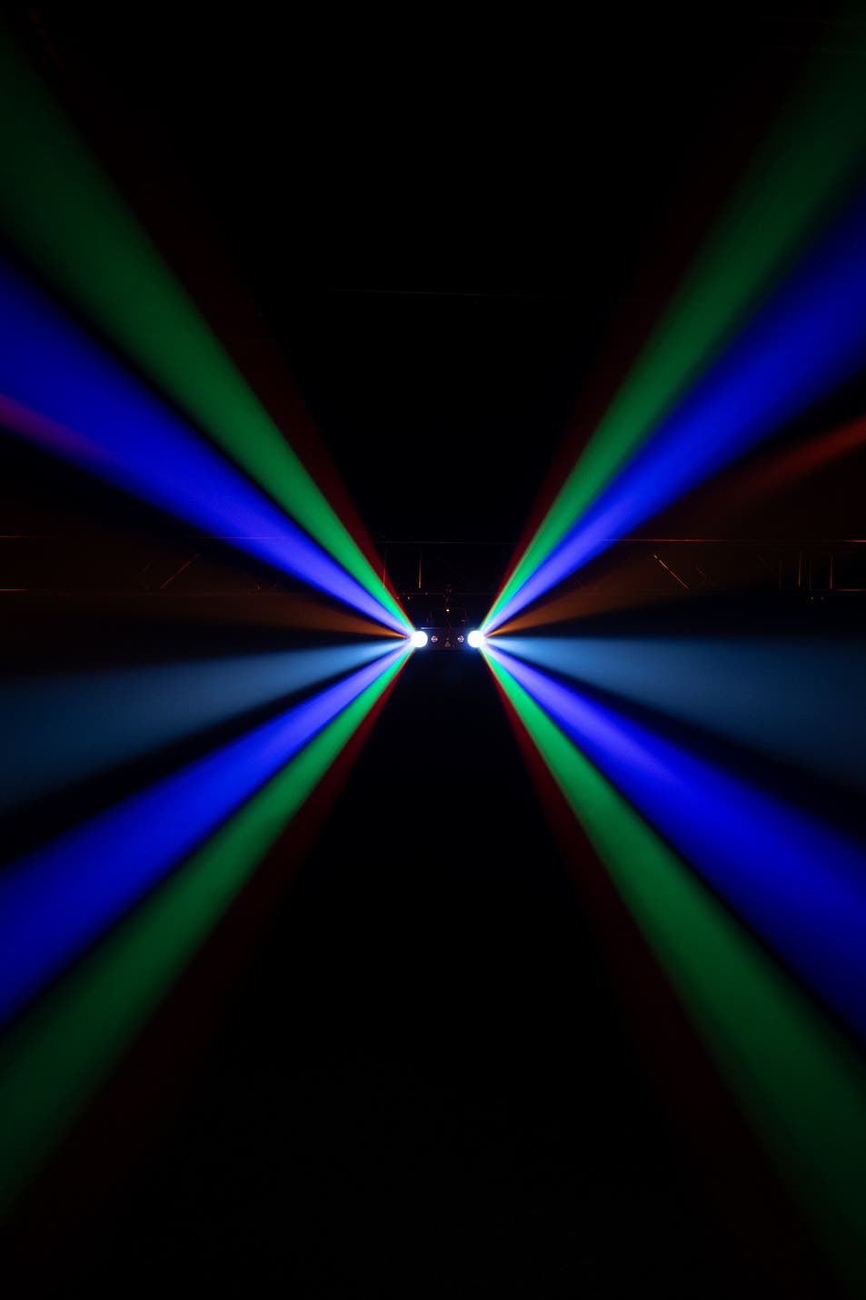 Dynamica Compact 4-in-1 light effect - Showtec | Bellalite Dynamica Compact 4-in-1 light effect - Showtec | Bellalite