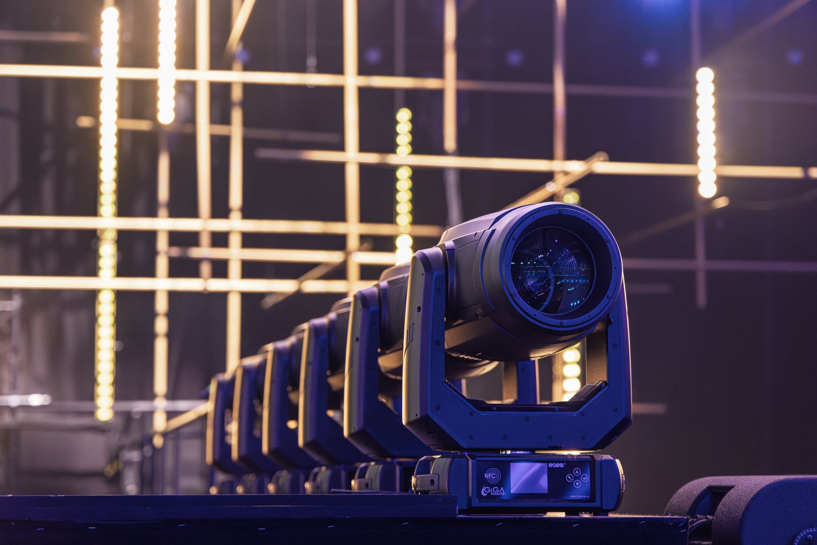 190 Robe GigaPointe användes i årets Eurovisionproduktion och utgjorde en viktig del av arenans visuella uttryck.